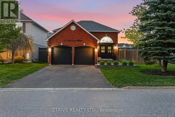 11 GRANARY LANE, Clarington (Courtice), Ontario L1E2X9
