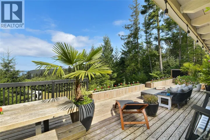 430 Mckercher Rd, Mayne Island, British Columbia V0N2J2