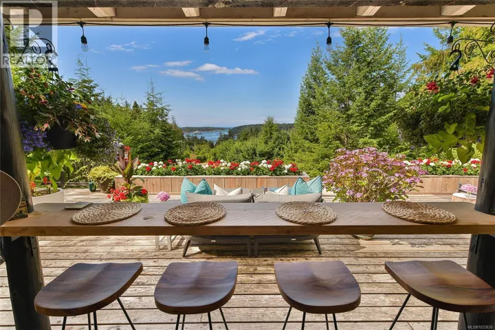 430 Mckercher Rd, Mayne Island, British Columbia V0N2J2