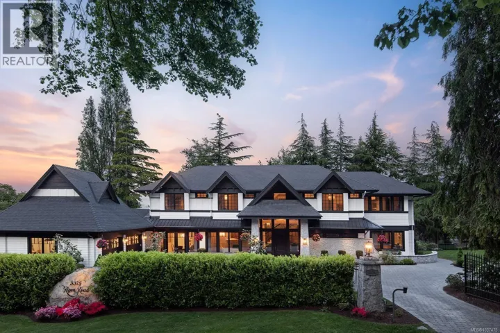 3375 Ripon Rd, Oak Bay, British Columbia V8R6G8