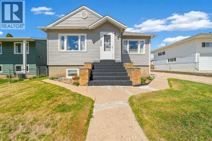350 4 Street SW, Medicine Hat, Alberta T1A6M8