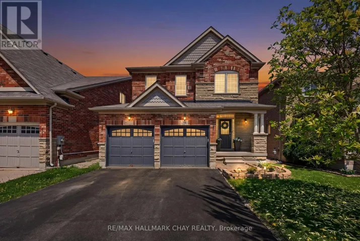 18 CORWIN DRIVE, Bradford West Gwillimbury (Bradford), Ontario L3Z0E7