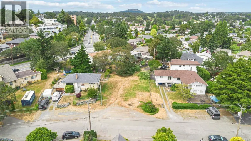 1360 Vista Hts, Victoria, British Columbia V8T2J3