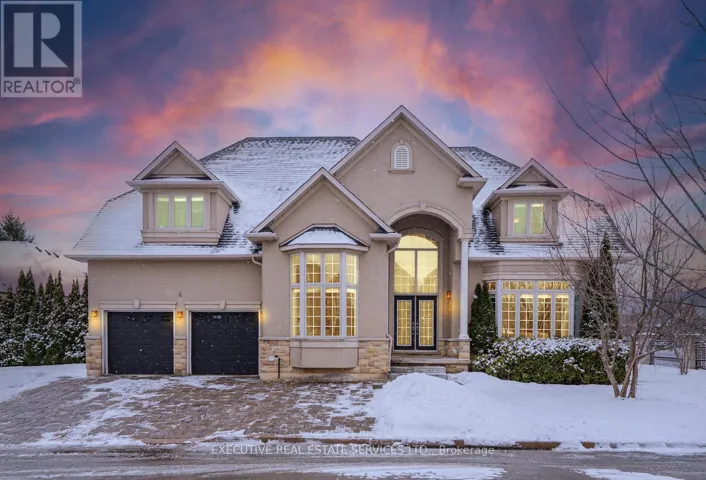 4 BERKSHIRE PLACE, Hamilton (Ancaster), Ontario L9K0A9