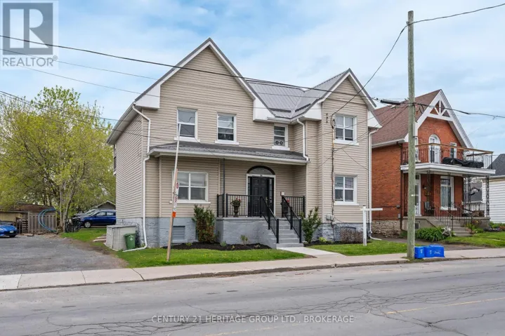186 RIDEAU STREET, Kingston (East of Sir John A. Blvd), Ontario K7K3A3