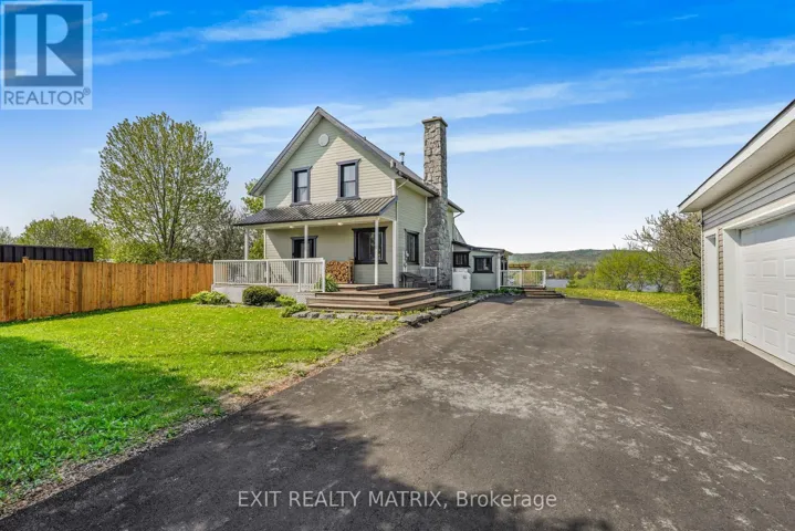 1871 LAJOIE STREET, Alfred and Plantagenet, Ontario K0B1J0