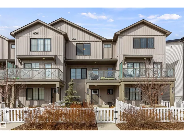 19220 27 AV NW, Edmonton, Alberta T6M1L1