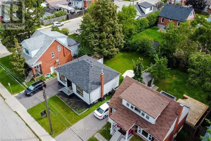 67 EAST 13TH STREET, Hamilton (Inch Park), Ontario L9A3Z4
