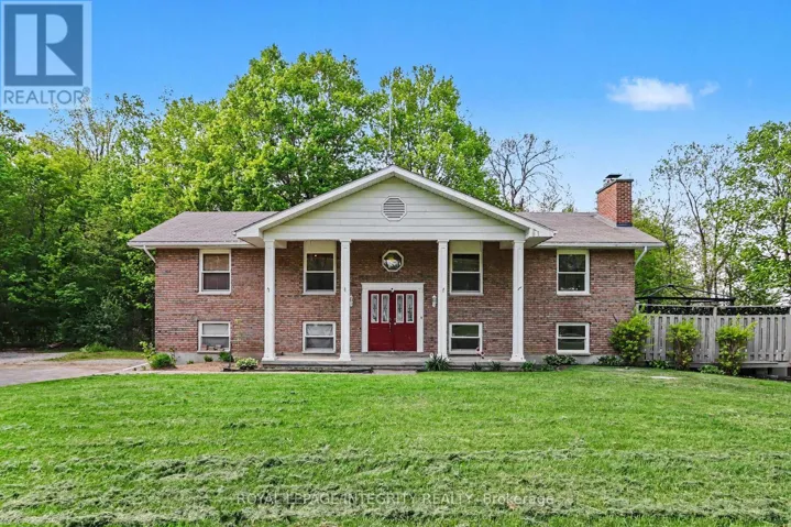 2 TOWER ROAD, Rideau Lakes, Ontario K0G1L0