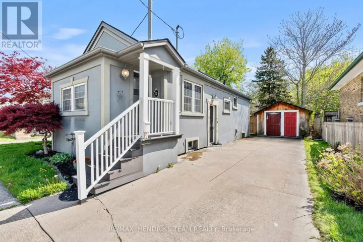 10 PEACHDALE AVENUE, St. Catharines (Facer), Ontario L2M5M3