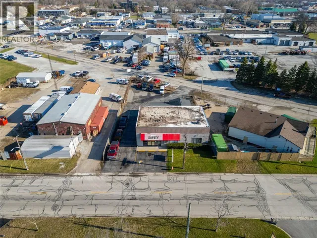 800 CAMPBELL STREET, Sarnia, Ontario N7T2J7