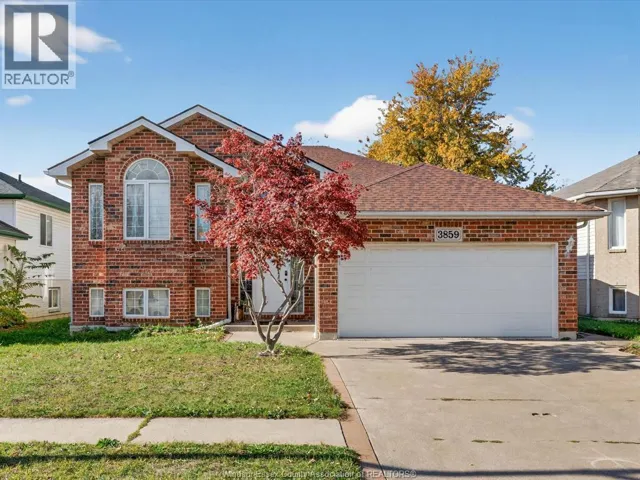 3859 CLARA AVENUE, Windsor, Ontario N9E4X6