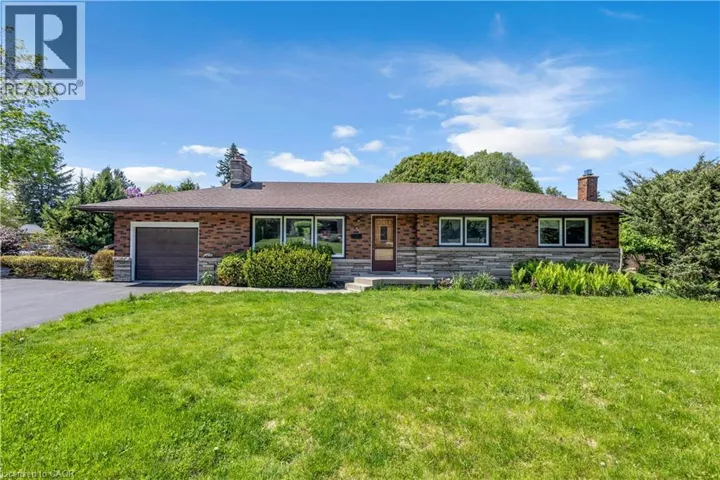 626 IROQUOIS Avenue, Ancaster, Ontario L9G3B4