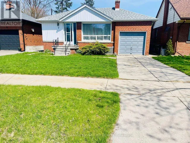 7 PLACID ROAD, Toronto (Stonegate-Queensway), Ontario M8Z4A3