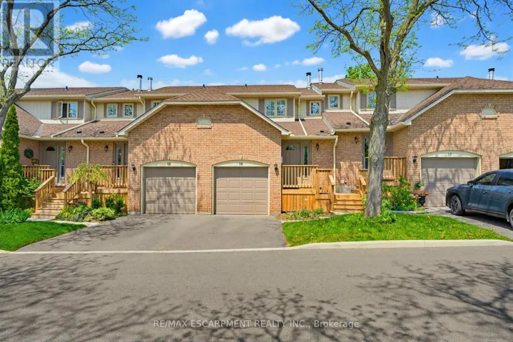 16 - 79 BRAEHEID AVENUE, Hamilton (Waterdown), Ontario L8B0C6