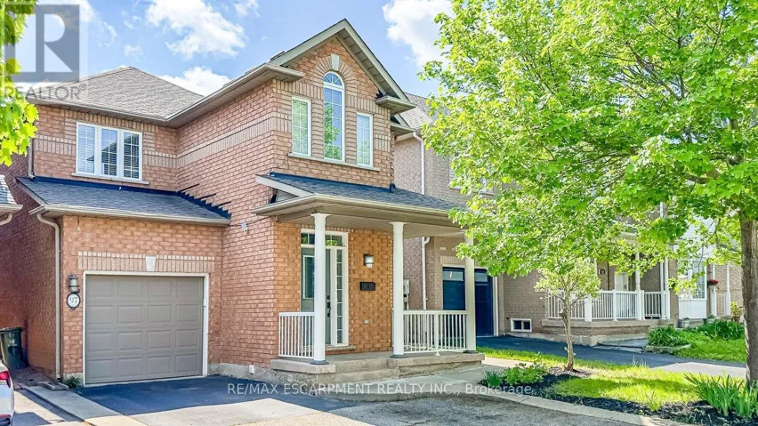 97 PEACHWOOD CRESCENT, Hamilton (Stoney Creek), Ontario L8E5Z7