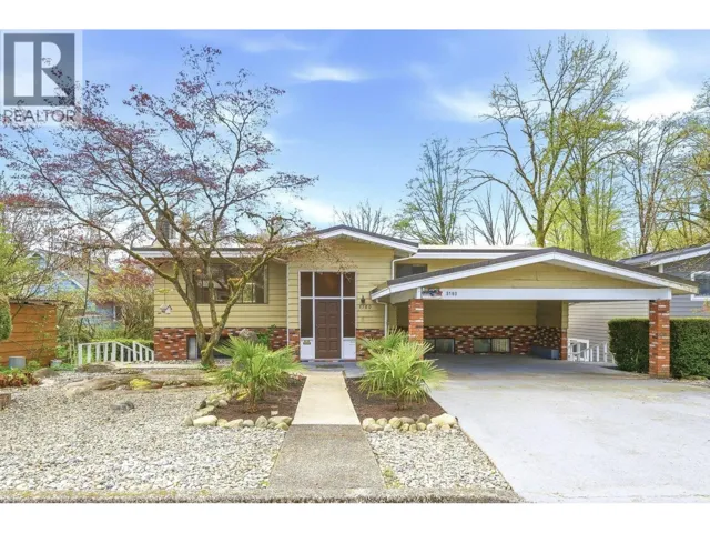 5180 SPRINGDALE COURT, Burnaby, British Columbia V5B4P4