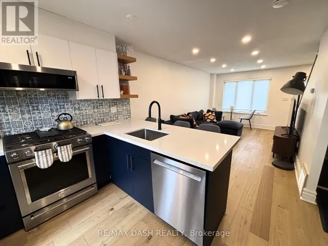 3312 BATHURST STREET, Toronto (Englemount-Lawrence), Ontario M6A2B6