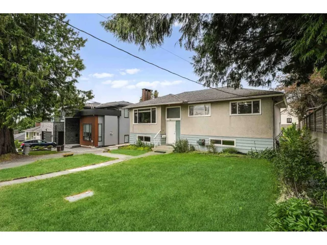 11181 90 AVENUE, Delta, British Columbia V4C3H1