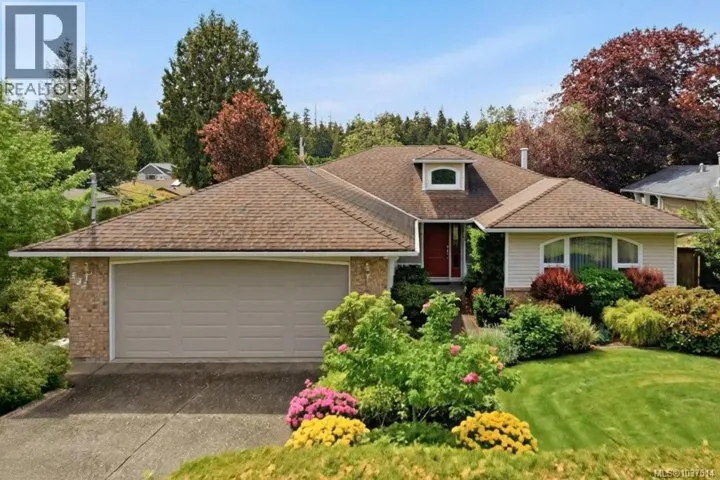 533 Aspen Ave, Qualicum Beach, British Columbia V9K1A6