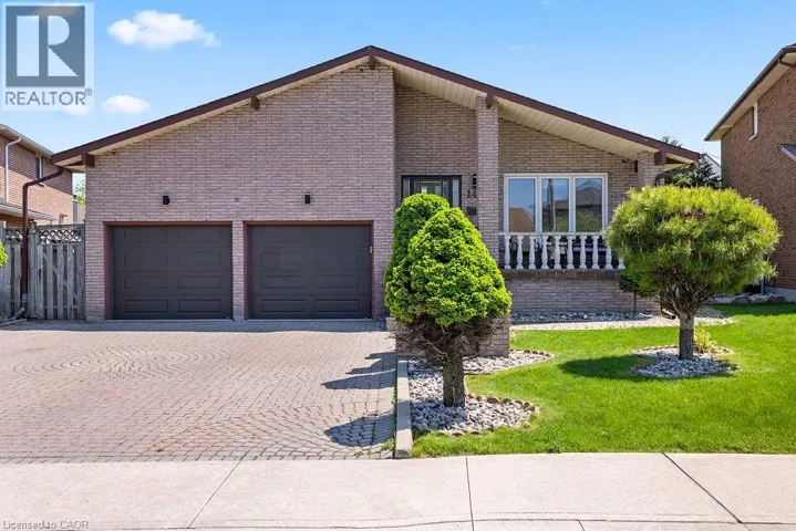 140 SOLOMON Crescent, Hamilton, Ontario L8W2G7