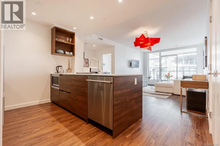 604 369 Tyee Rd, Victoria, British Columbia V9A0B6
