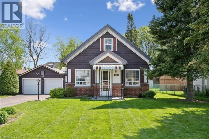 12 MARKET Street, Kitchener, Ontario N2K1H2