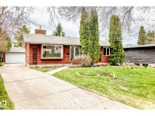 26 GALE AV, Sherwood Park, Alberta T8A2K8