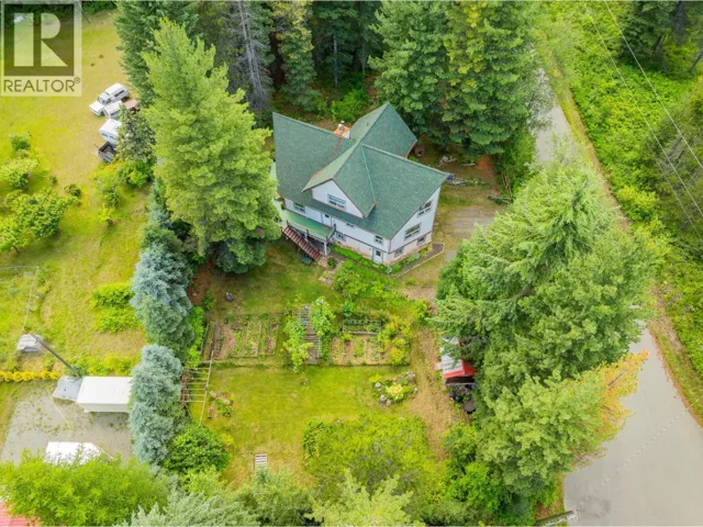 4826 FLETCHER CREEK FRONTAGE Road, Fletcher Creek, British Columbia V0G1M0