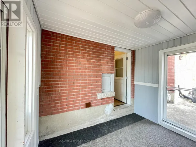 LOWER - 98 MASTERSON DRIVE, St. Catharines (Glendale/Glenridge), Ontario L2T3R2