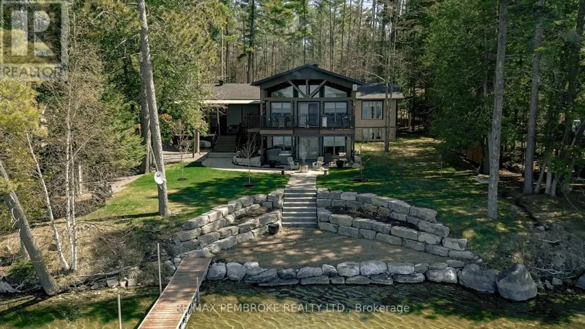 299 HOLIDAY LANE, North Algona Wilberforce, Ontario K0J1T0