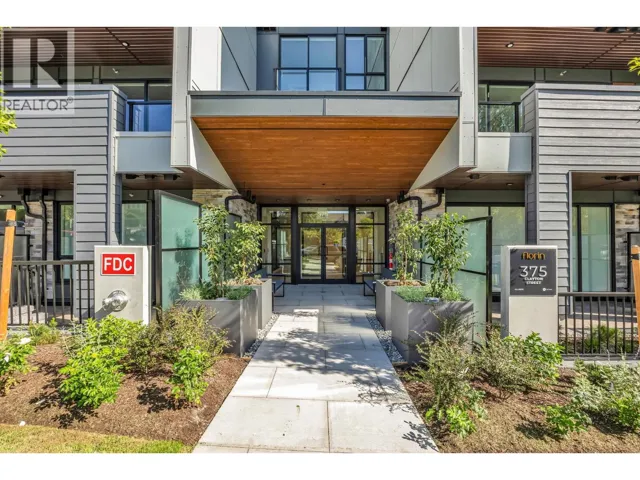 313 375 CLAYTON STREET, Coquitlam, British Columbia V3K3X6