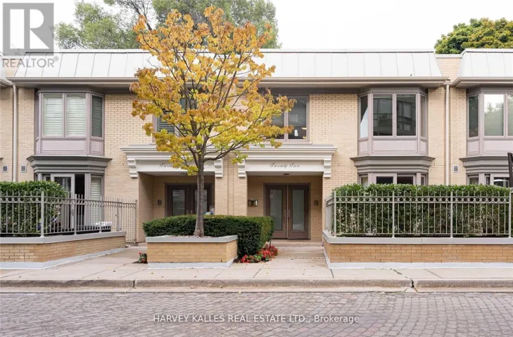 22 LOWER VILLAGE GATE, Toronto (Forest Hill South), Ontario M5P3L7