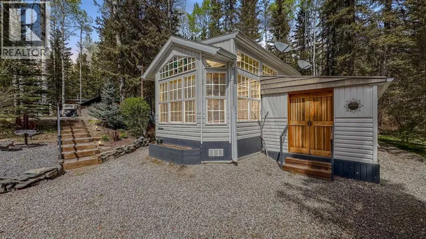 24, 5227 Township Road 320, Rural Mountain View County, Alberta T0M1X0