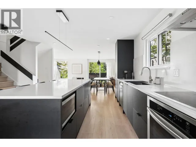3951 SPRINGTREE DRIVE, Vancouver, British Columbia V6L3E2