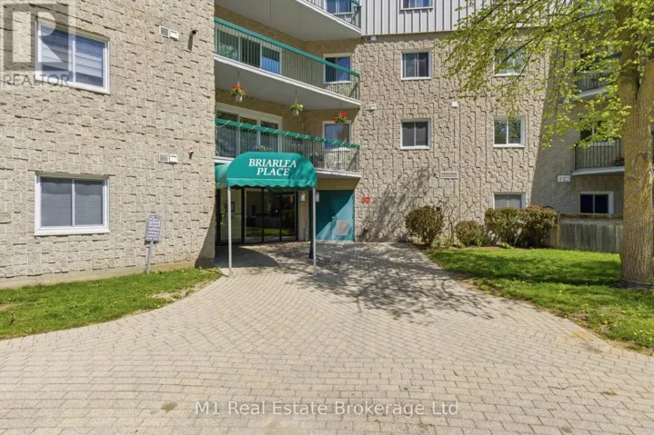 402 – 200 RIVER STREET, Centre Wellington (Fergus), Ontario N1M3H8