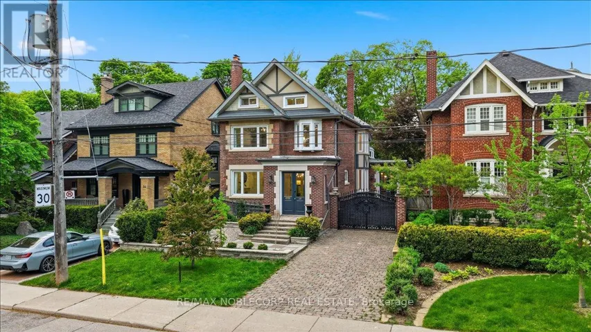 38 GLENROSE AVENUE, Toronto (Rosedale-Moore Park), Ontario M4T1K4
