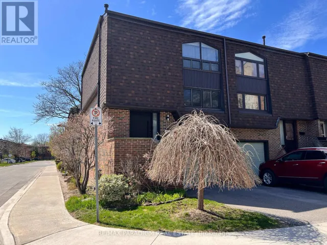 132 MAPLE BRANCH PATH, Toronto (Kingsview Village-The Westway), Ontario M9P3S4