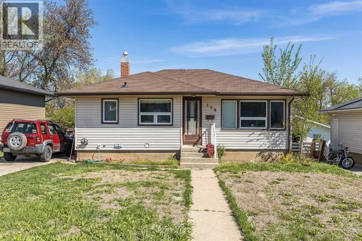 538 6 Street SW, Medicine Hat, Alberta T1A4J2