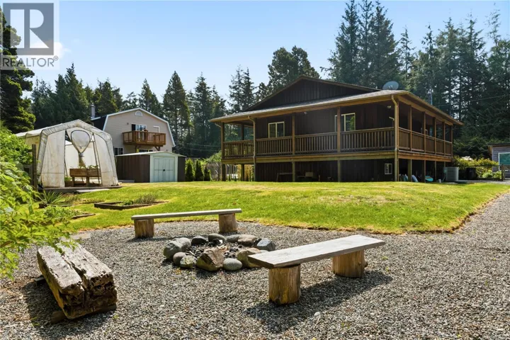 75 Sutton Rd, Ucluelet, British Columbia V0R3A0