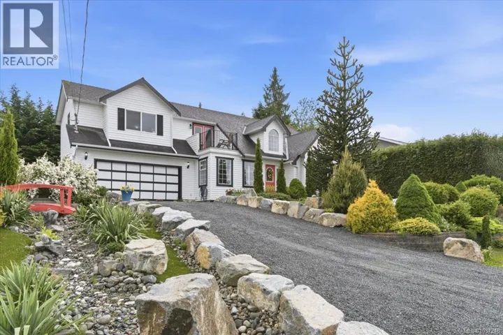 120 Hornby Pl, Qualicum Beach, British Columbia V9K1R6