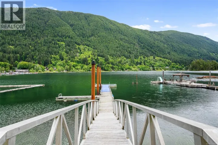 8256 Sa-Seen-Os Cres, Youbou, British Columbia V0R3E1