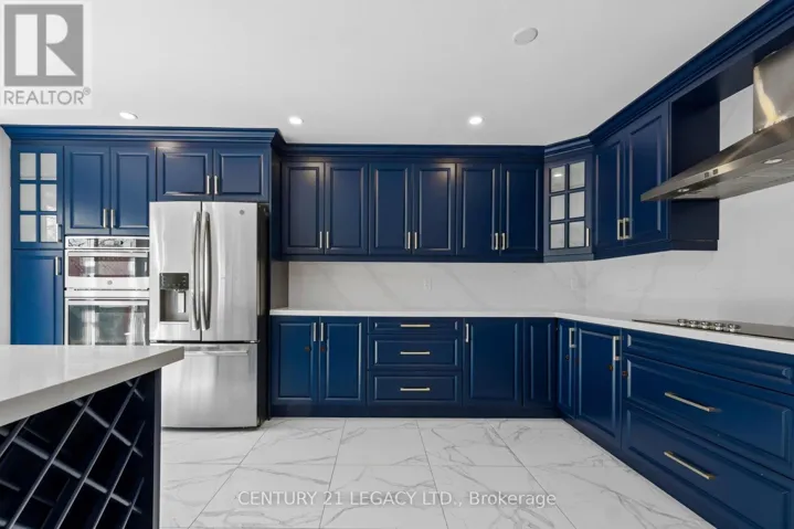 29 WOOLF CRESCENT, Ajax (South East), Ontario L1S7N5