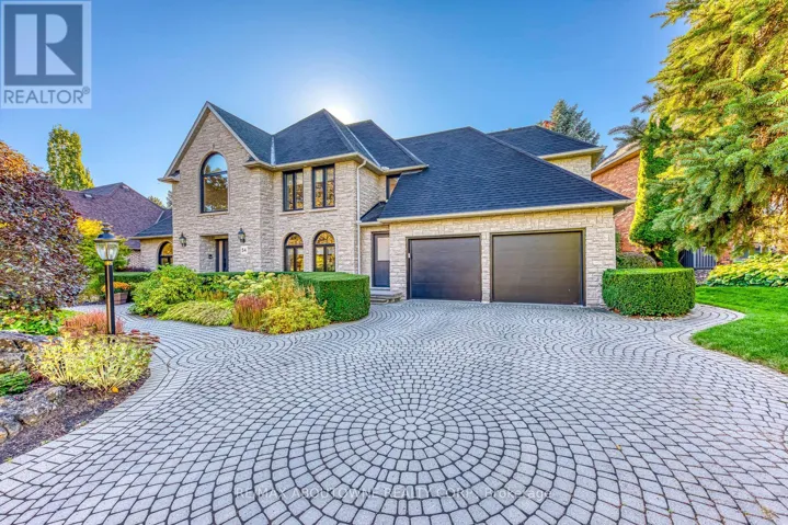 54 DEERVIEW AVENUE, Hamilton (Ancaster), Ontario L9G4R8