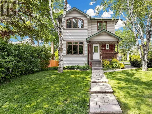 200 BURNDALE AVENUE, Toronto (Lansing-Westgate), Ontario M2N1T3