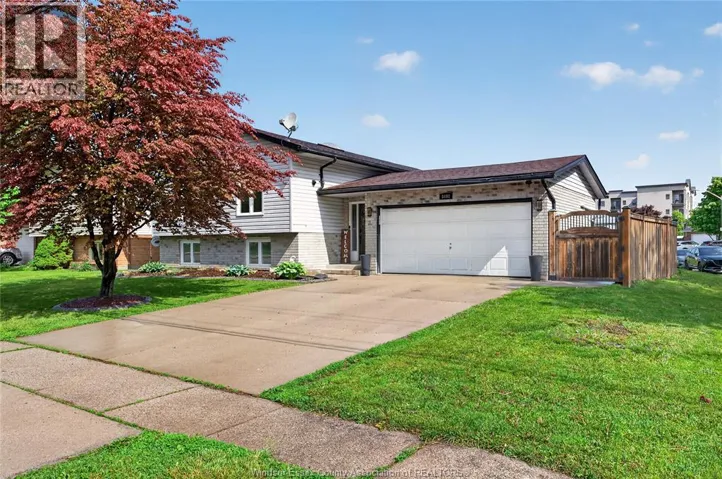 8492 Jerome, Windsor, Ontario N8S4S1