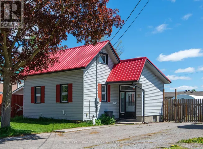 8 WOLFE STREET, Kawartha Lakes (Lindsay), Ontario K9V2H9