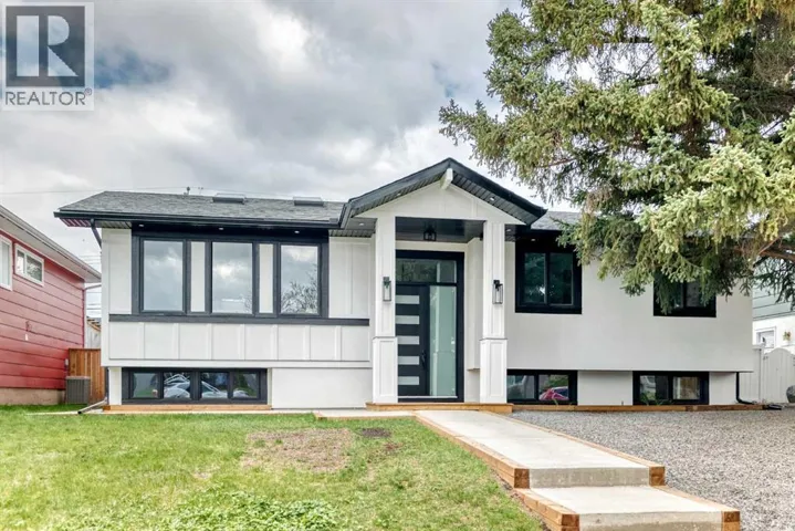 1115 Lake Wapta Road SE, Calgary, Alberta T2J2P3