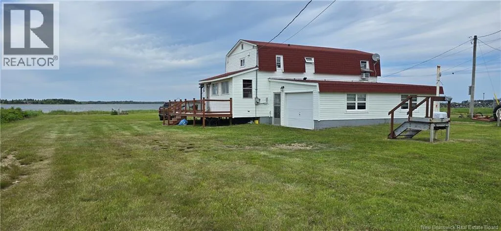 229 Du Parc, Val-Comeau, New Brunswick E1X4B6