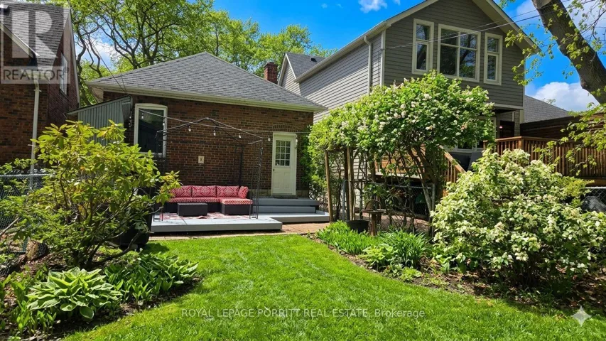 51 THIRTY SIXTH STREET, Toronto (Long Branch), Ontario M8W3L1